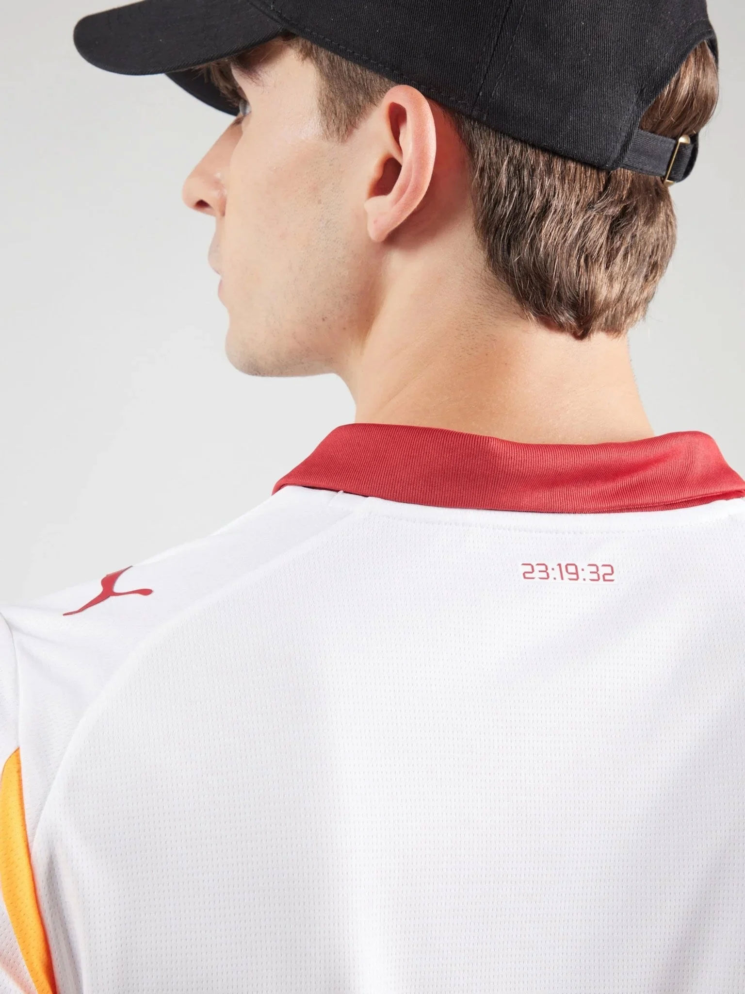 Galatasaray'ın yeni sezon formaları sızdırıldı! Dikkat çeken '23.19.32' detayı Galatasaray'ın yeni sezon formaları sızdırıldı! Dikkat çeken '23.19.32' detayı - 4. Resim