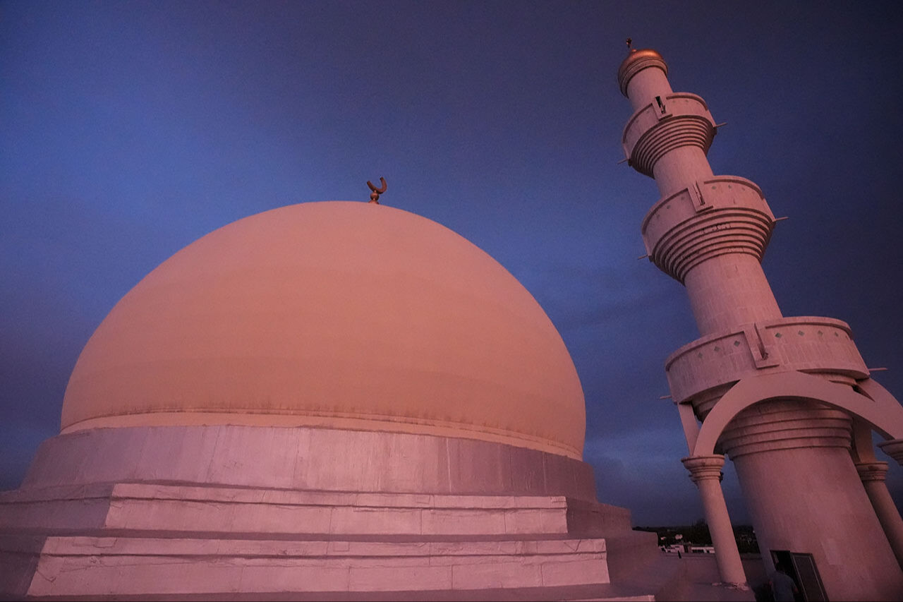 Hazreti Ömer'in adı Kolombiya'da yaşıyor! Ülkedeki en büyük cami yıllardır hizmet veriyor Hazreti Ömer'in adı Kolombiya'da yaşıyor! Ülkedeki en büyük cami yıllardır hizmet veriyor - 3. Resim