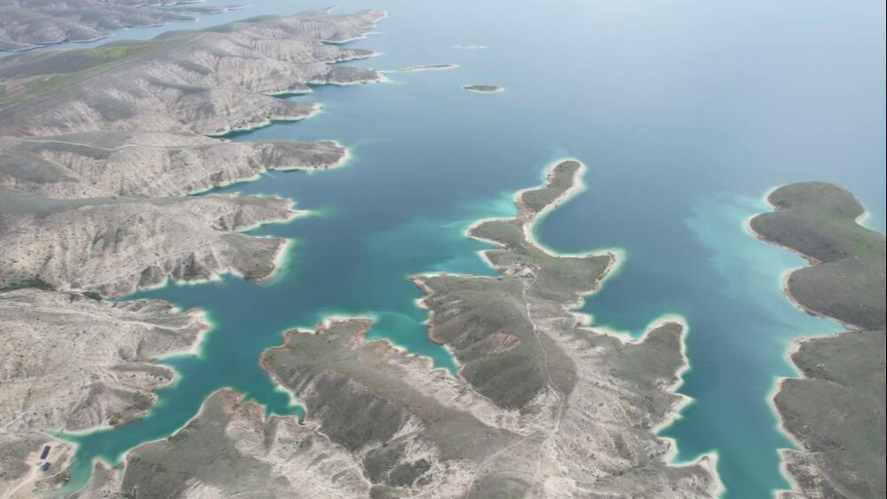 Maldivler değil, Atatürk Baraj Gölü! 3 il arasında: Göz kamaştıran güzellik Maldivler değil, Atatürk Baraj Gölü! 3 il arasında: Göz kamaştıran güzellik - 1. Resim