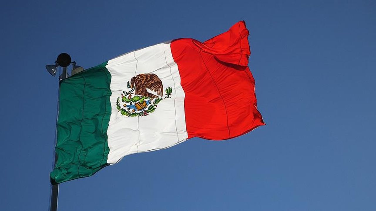 Meksika-Guatemala arasında sınır gerilimi! İhlal eden polisler cezalandırılacak Meksika-Guatemala arasında sınır gerilimi! İhlal eden polisler cezalandırılacak