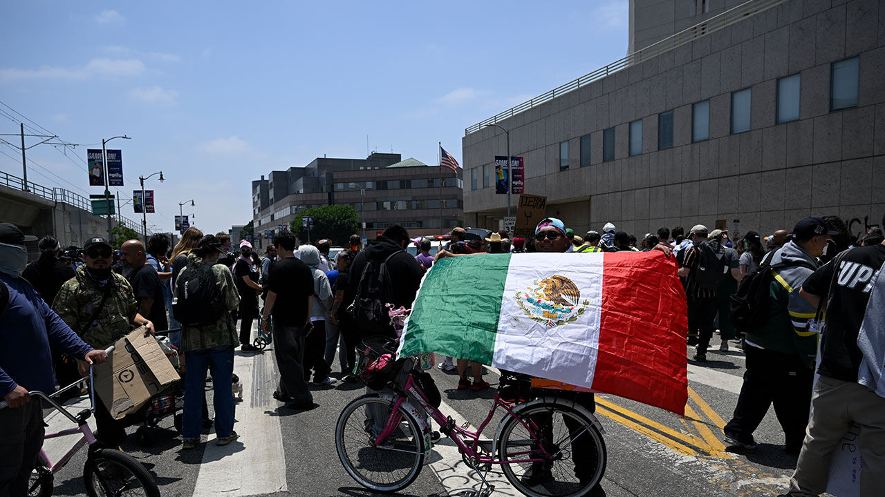 Meksika'dan Los Angeles'taki protestolara ilişkin açıklama Meksika'dan Los Angeles'taki protestolara ilişkin açıklama - 1. Resim