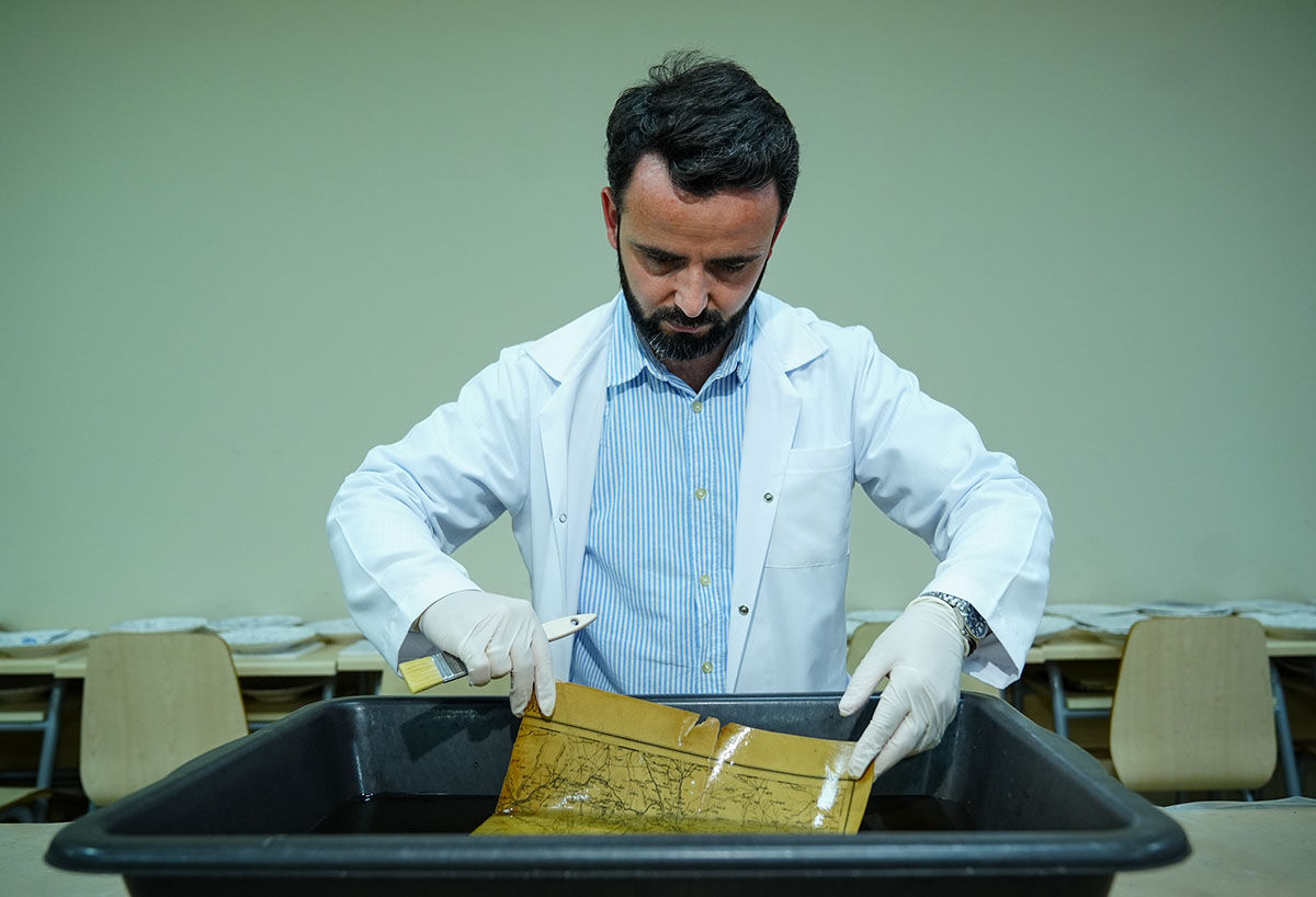 Şehrin hafızası onların elinde! Bu eğitim sayılı kişiye veriliyor, sabır ve beceri gerektiriyor Şehrin hafızası onların elinde! Bu eğitim sayılı kişiye veriliyor, sabır ve beceri gerektiriyor - 1. Resim