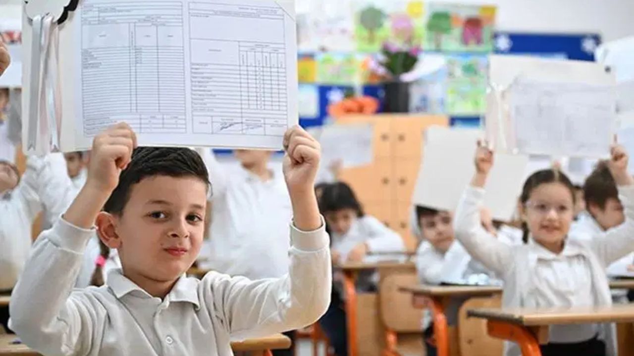 Son hafta yoklama alınır mı, okullarda yoklama alınacak mı? Okulların kapanmasına 10 gün kaldı! Son hafta yoklama alınır mı, okullarda yoklama alınacak mı? Okulların kapanmasına 10 gün kaldı!