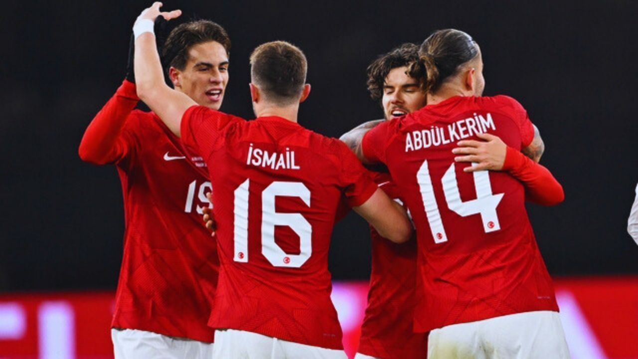 Türkiye - Meksika maçı muhtemel ilk 11'ler belli oldu! Milli maç heyecanı bu gece başlayacak Türkiye - Meksika maçı muhtemel ilk 11'ler belli oldu! Milli maç heyecanı bu gece başlayacak - 5. Resim