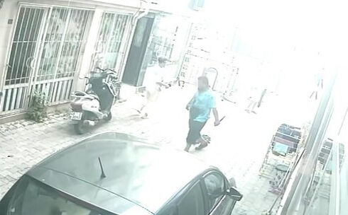 Alkol masasında 2 kişiyi öldürdü! Elinde bıçakla bu halde yakalandı Alkol masasında 2 kişiyi öldürdü! Elinde bıçakla bu halde yakalandı - 2. Resim