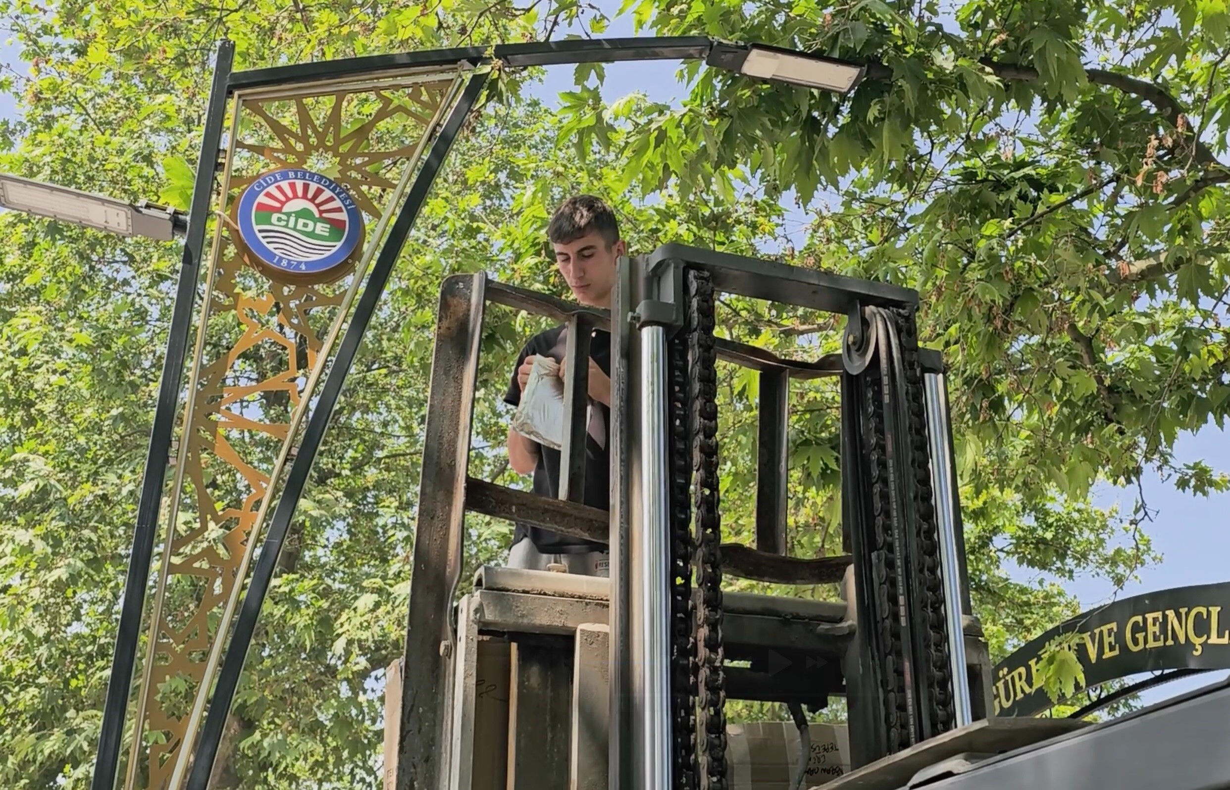 Bunun adı eğlence değil! Kamuya tam 300 bin liralık zarar verdiler - 1. Resim