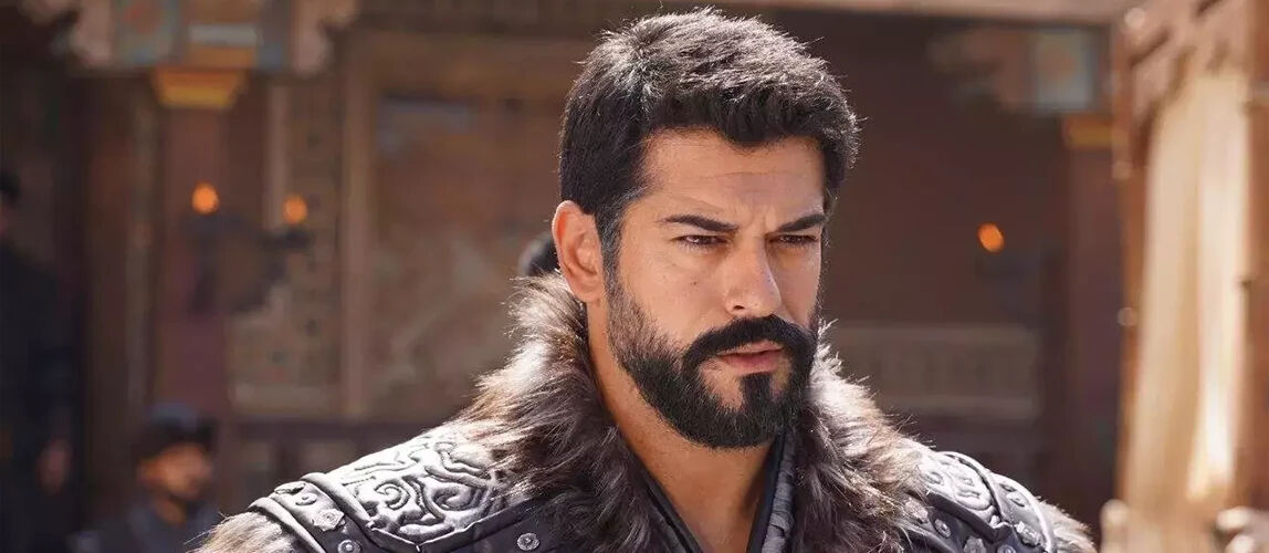 Burak Özçivit Kuruluş Osman'a böyle veda etti! Yeni imajı çok konuşuldu Burak Özçivit Kuruluş Osman'a böyle veda etti! Yeni imajı çok konuşuldu - 2. Resim