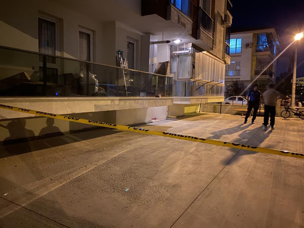 Burdur'da kan donduran vahşet! Genç kız mahkemelik olduğu adamın karısını katletti Burdur'da kan donduran vahşet! Genç kız mahkemelik olduğu adamın karısını katletti - 5. Resim