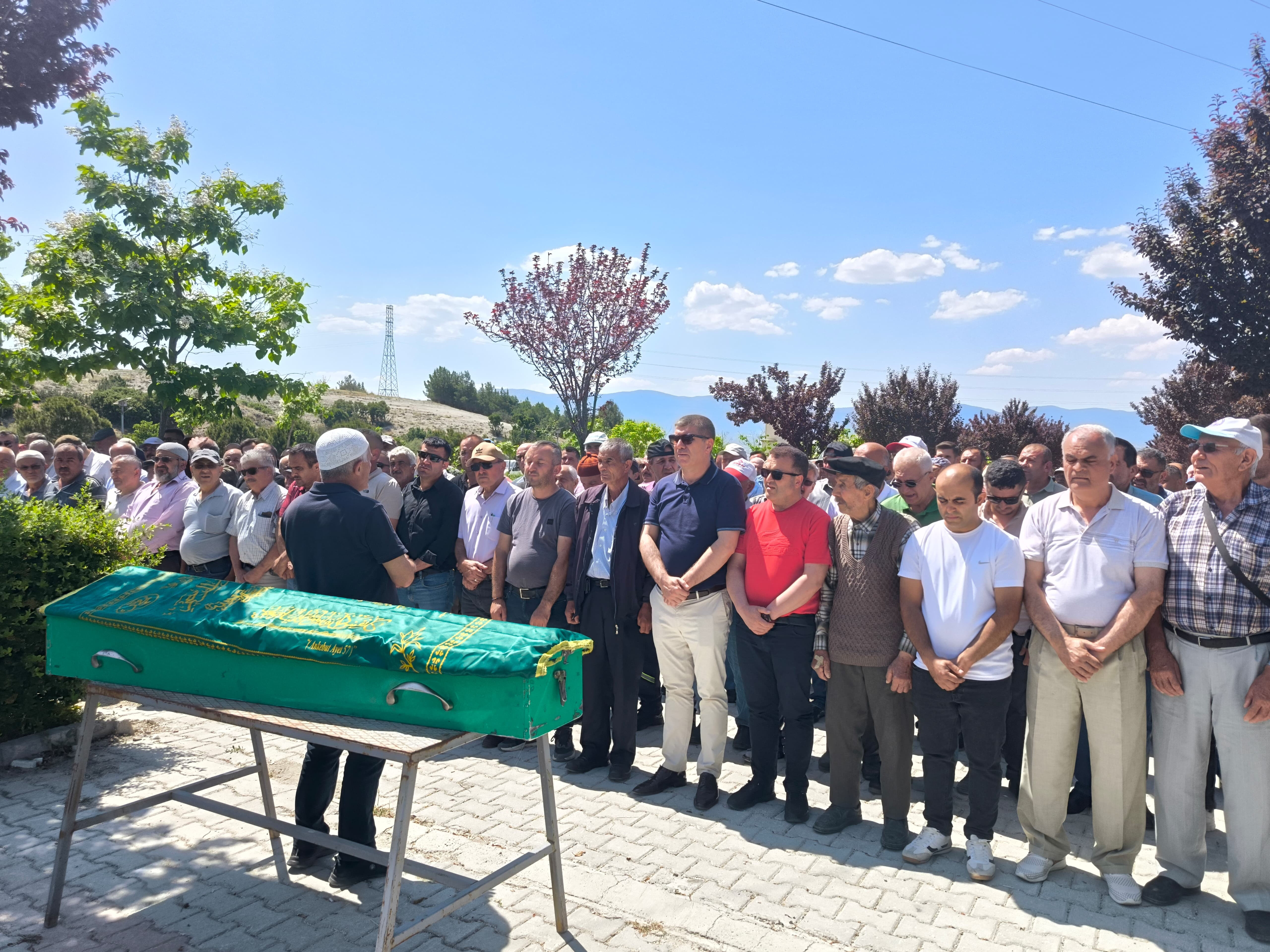 Burdur'daki kapı önü cinayetinde katil kadın konuştu! Her detayı korkunç... Burdur'daki kapı önü cinayetinde katil kadın konuştu! Her detayı korkunç... - 5. Resim