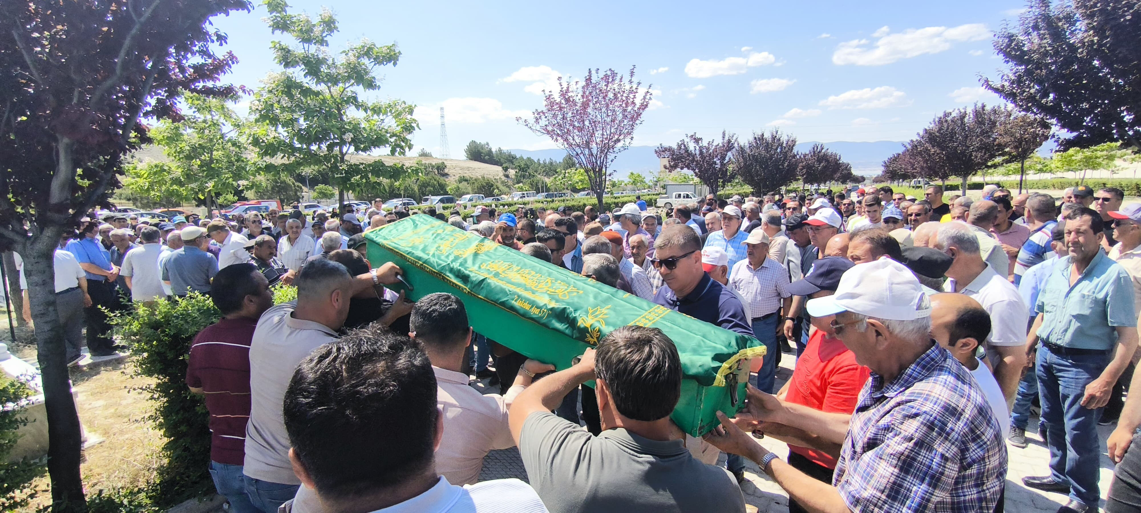 Burdur'daki kapı önü cinayetinde katil kadın konuştu! Her detayı korkunç... Burdur'daki kapı önü cinayetinde katil kadın konuştu! Her detayı korkunç... - 6. Resim