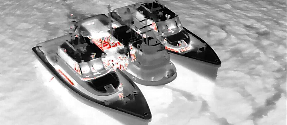 Çanakkale merkezli dev operasyon: Göçmen kaçakçısı şebeke çökertildi! Yaptıkları vurgun dudak uçuklatıyor Çanakkale merkezli dev operasyon: Göçmen kaçakçısı şebeke çökertildi! Yaptıkları vurgun dudak uçuklatıyor - 1. Resim