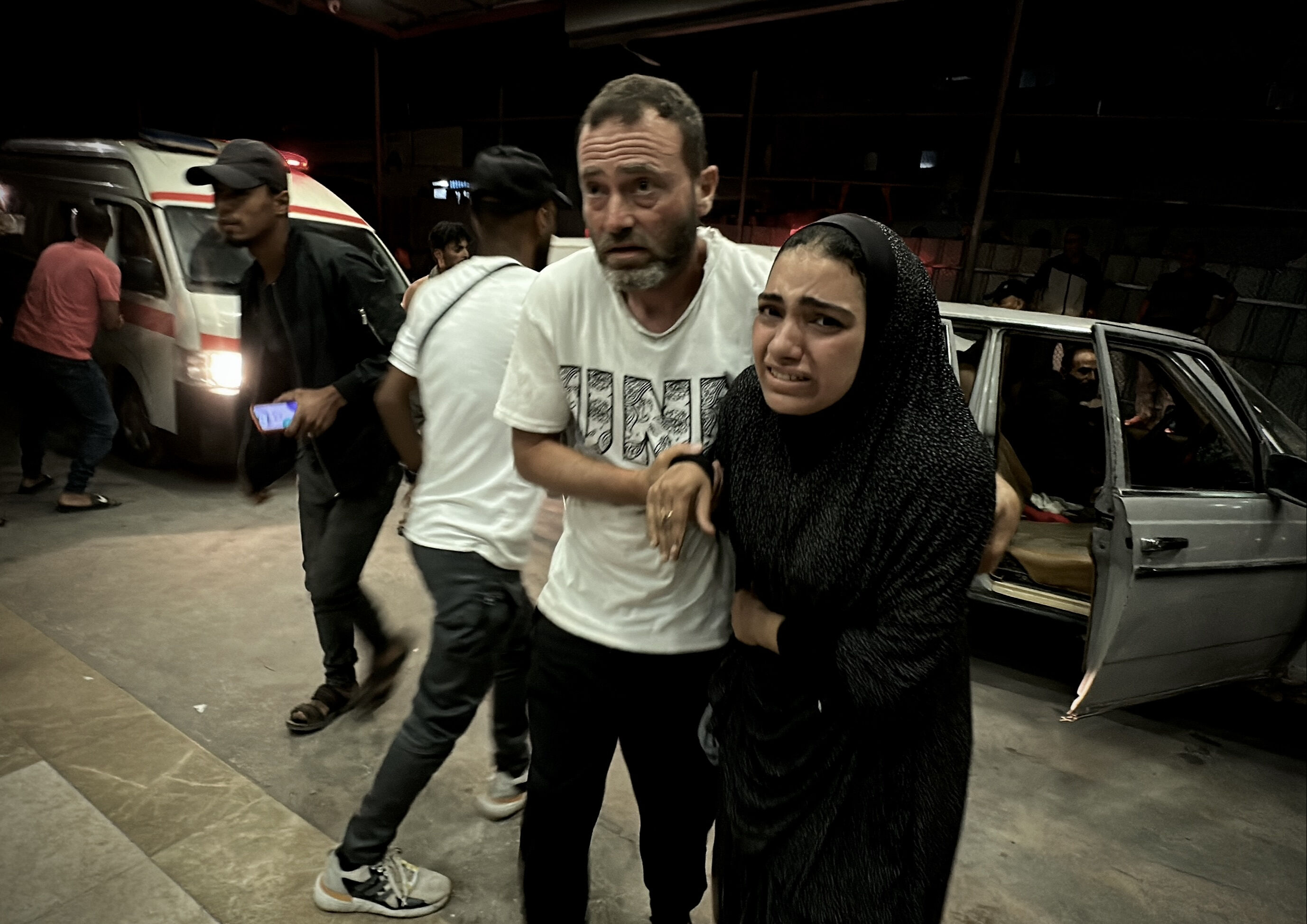 Çocuklarına bir lokma ekmek arıyorlardı! Yardım bekleyen sivillerin üstüne ateş açıldı, 62 ölü Çocuklarına bir lokma ekmek arıyorlardı! Yardım bekleyen sivillerin üstüne ateş açıldı, 62 ölü - 3. Resim
