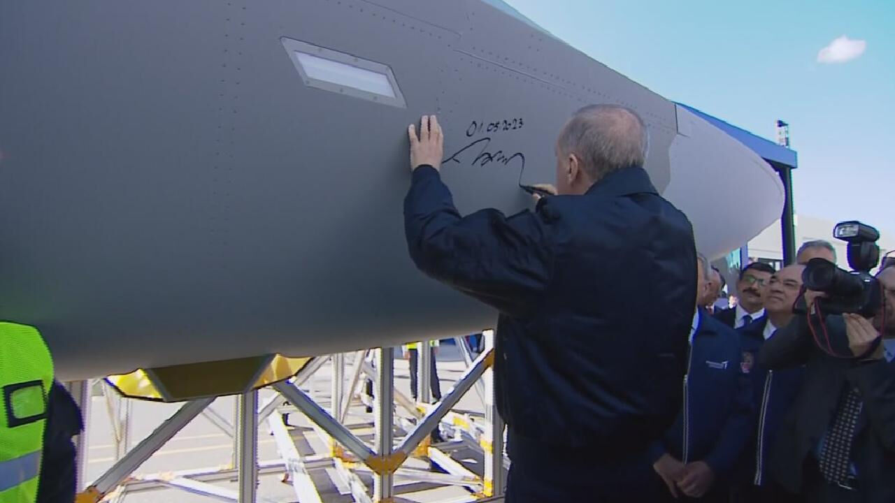 Cumhurbaşkanı Erdoğan'dan 'KAAN' müjdesi! O ülkeye 48 adet satılacak - 1. Resim