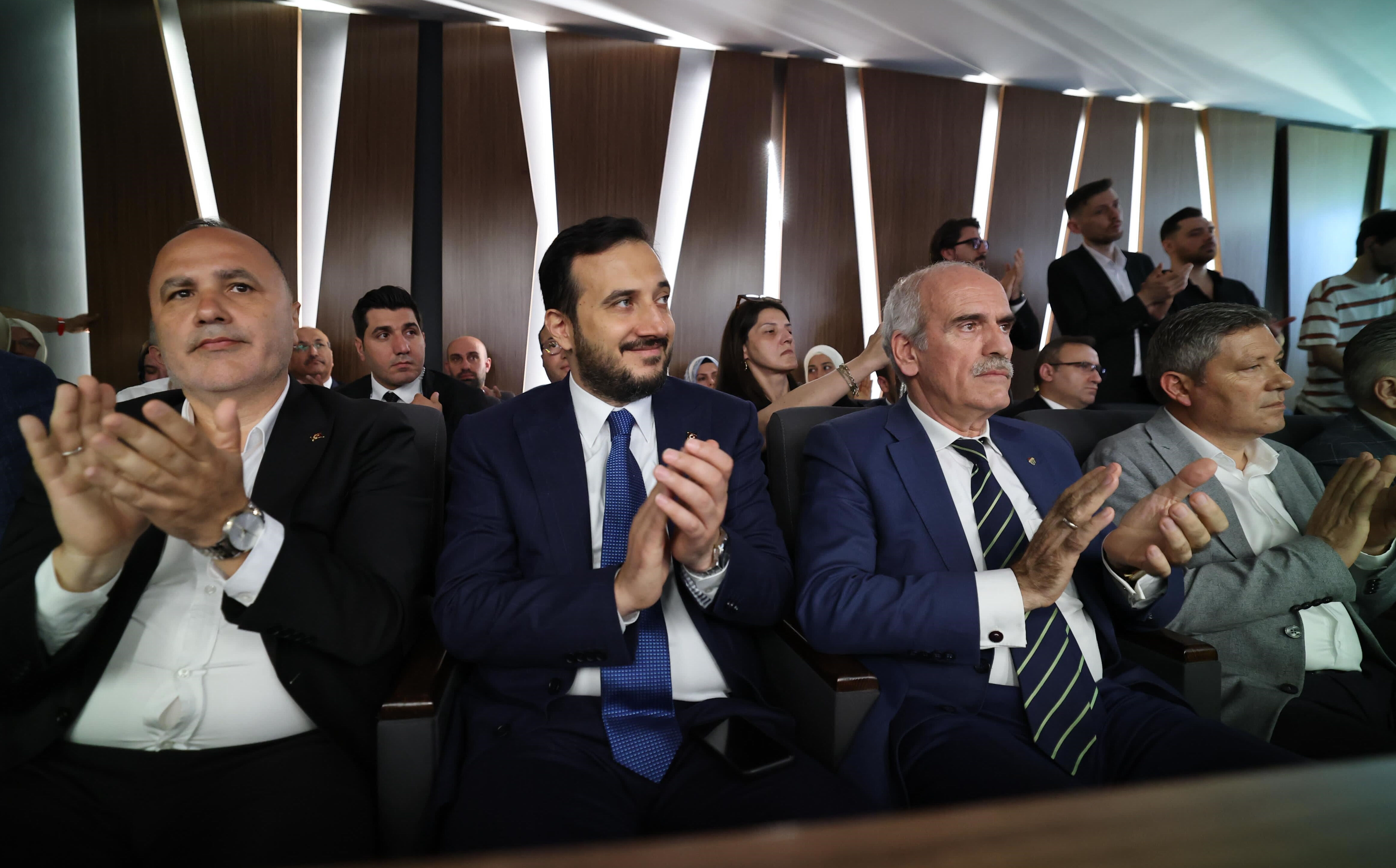 Gaziosmanpaşa Belediye Başkan vekili Eray Karadeniz'den ilk açıklama Gaziosmanpaşa Belediye Başkan vekili Eray Karadeniz'den ilk açıklama - 1. Resim