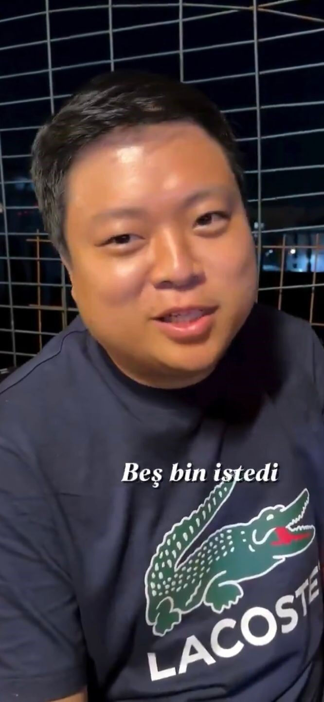 Koreli turistleri düğüne davet edip para istediler: Tepki çeken olaya akılalmaz savunma Koreli turistleri düğüne davet edip para istediler: Tepki çeken olaya akılalmaz savunma - 3. Resim