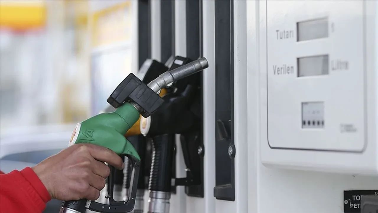 Motorine zam gelecek mi? Benzinden sonra sıra motorinde! Motorine zam gelecek mi? Benzinden sonra sıra motorinde!