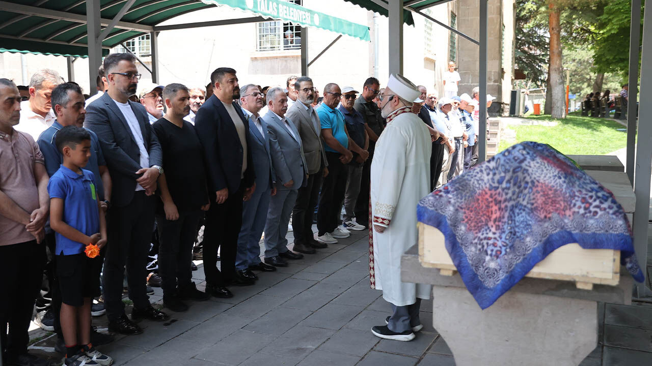 3 çocuk annesiydi! Son günlerin korkulu rüyası onu canından etti 3 çocuk annesiydi! Son günlerin korkulu rüyası onu canından etti - 1. Resim
