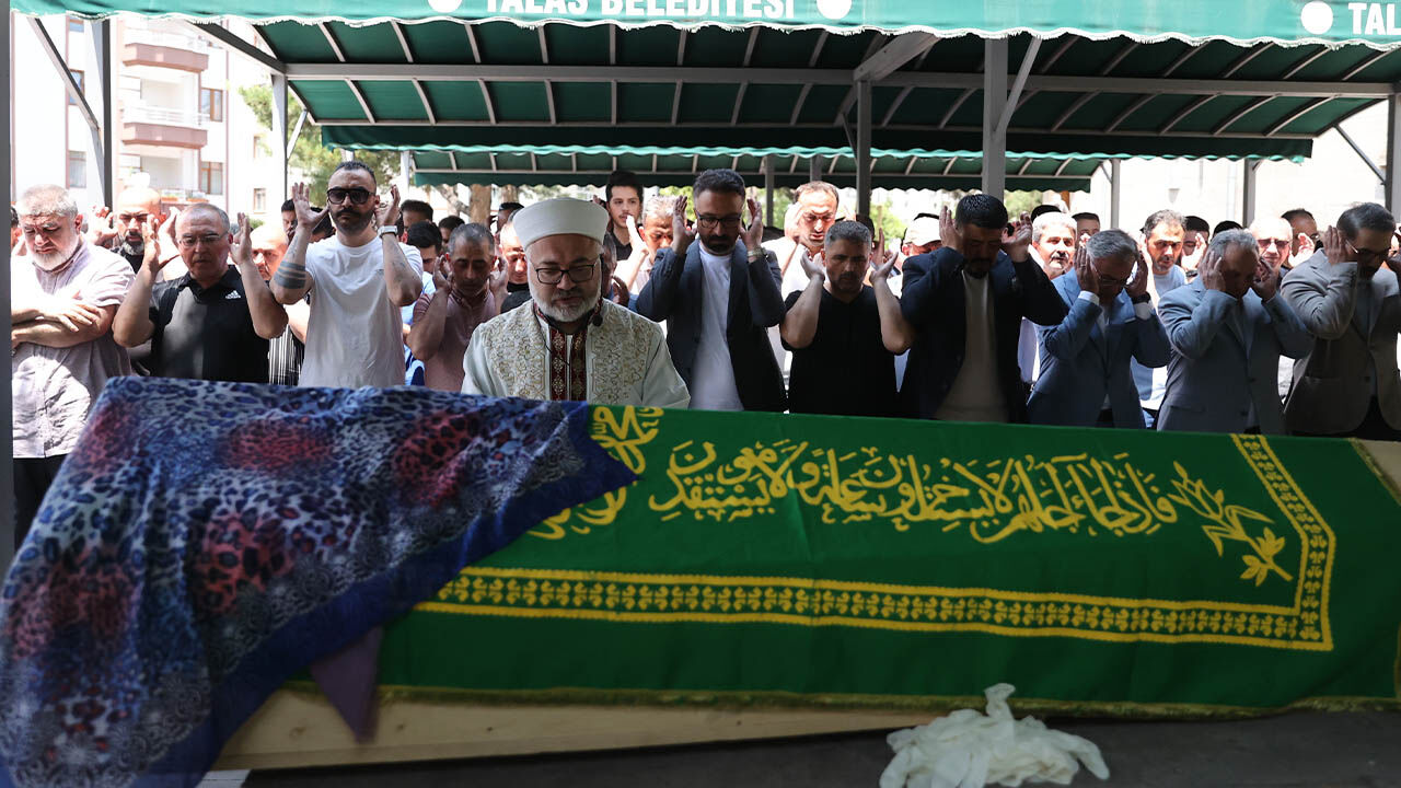 3 çocuk annesiydi! Son günlerin korkulu rüyası onu canından etti 3 çocuk annesiydi! Son günlerin korkulu rüyası onu canından etti - 2. Resim