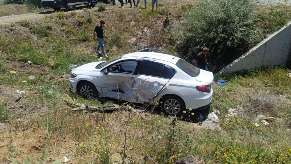 "Başka canlar yanmasın" diye yardım istemişlerdi! Aynı yerde kaza oldu: Yaralılar var "Başka canlar yanmasın" diye yardım istemişlerdi! Aynı yerde kaza oldu: Yaralılar var - 1. Resim