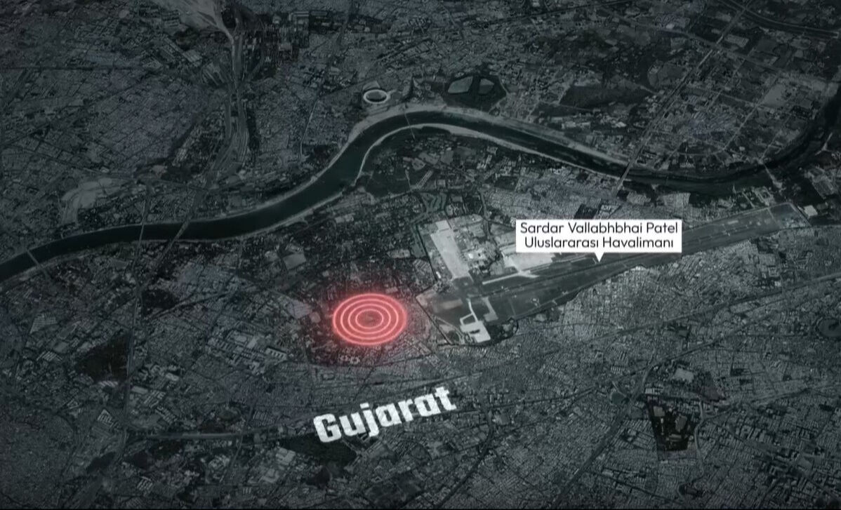 Hindistan uçak kazasında ölü var mı, kaç kişi öldü? Hindistan'da Air India yolcu uçağı düştü Hindistan uçak kazasında ölü var mı, kaç kişi öldü? Hindistan'da Air India yolcu uçağı düştü - 3. Resim