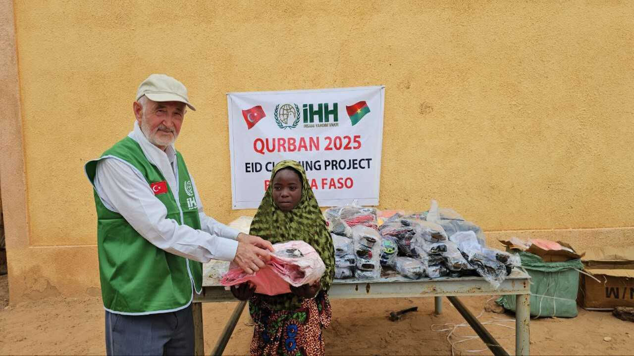 İHH, Kurban Bayramı’nda milyonlarca ihtiyaç sahibine ulaştı İHH, Kurban Bayramı’nda milyonlarca ihtiyaç sahibine ulaştı - 1. Resim