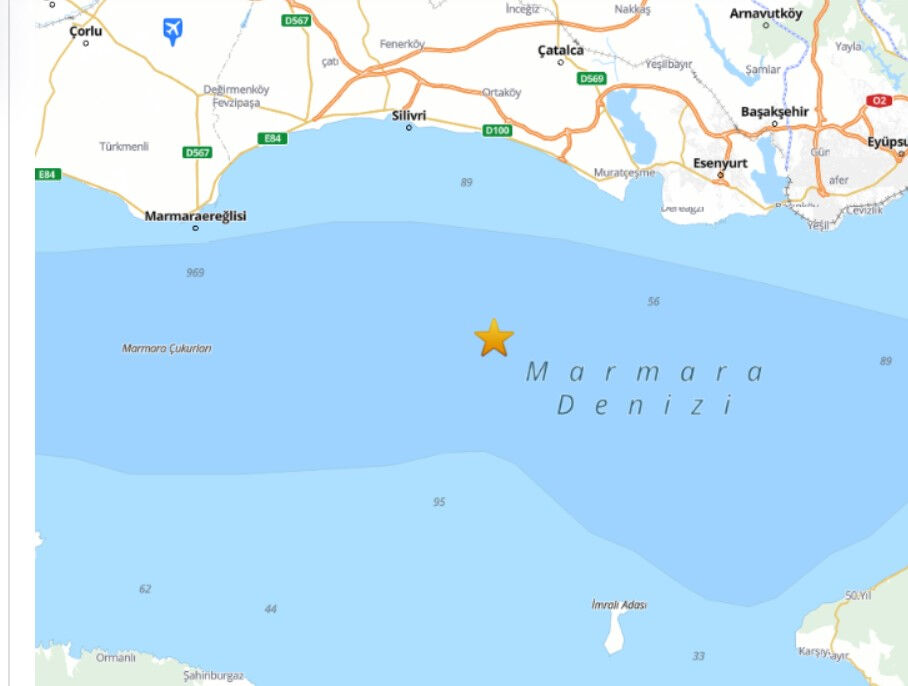 İstanbul'da hissedilen bir deprem oldu! Marmara sallandı İstanbul'da hissedilen bir deprem oldu! Marmara sallandı - 1. Resim