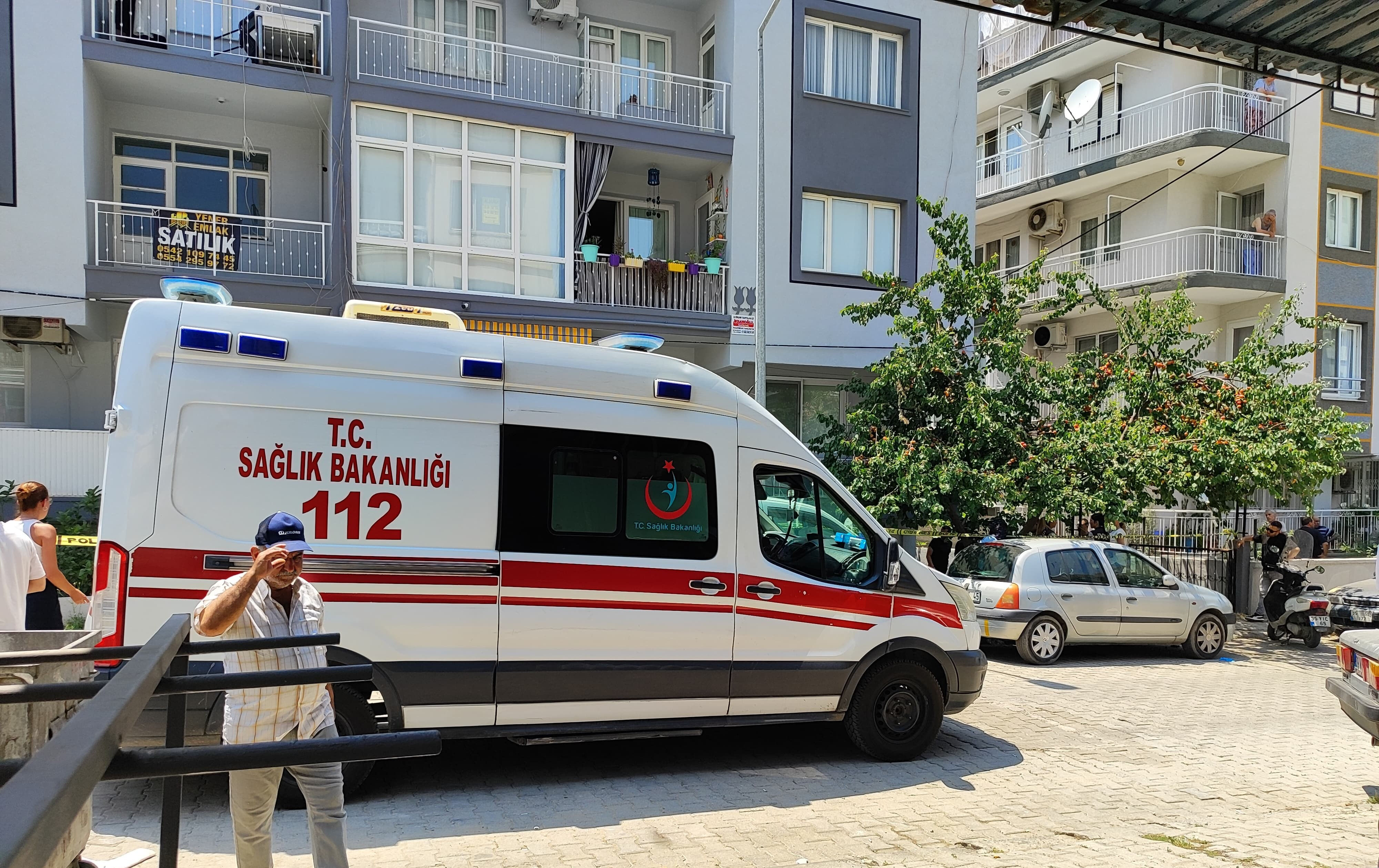 Yaşlı çiftin tartışması kanlı bitti! 75 yaşındaki adam karısını öldürüp intihar etti Yaşlı çiftin tartışması kanlı bitti! 75 yaşındaki adam karısını öldürüp intihar etti - 1. Resim