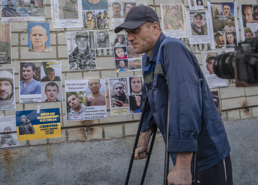 Zelenskiy, yeni esir takasını duyurdu: Ağır yaralı Ukraynalılar evlerine döndü Zelenskiy, yeni esir takasını duyurdu: Ağır yaralı Ukraynalılar evlerine döndü - 1. Resim
