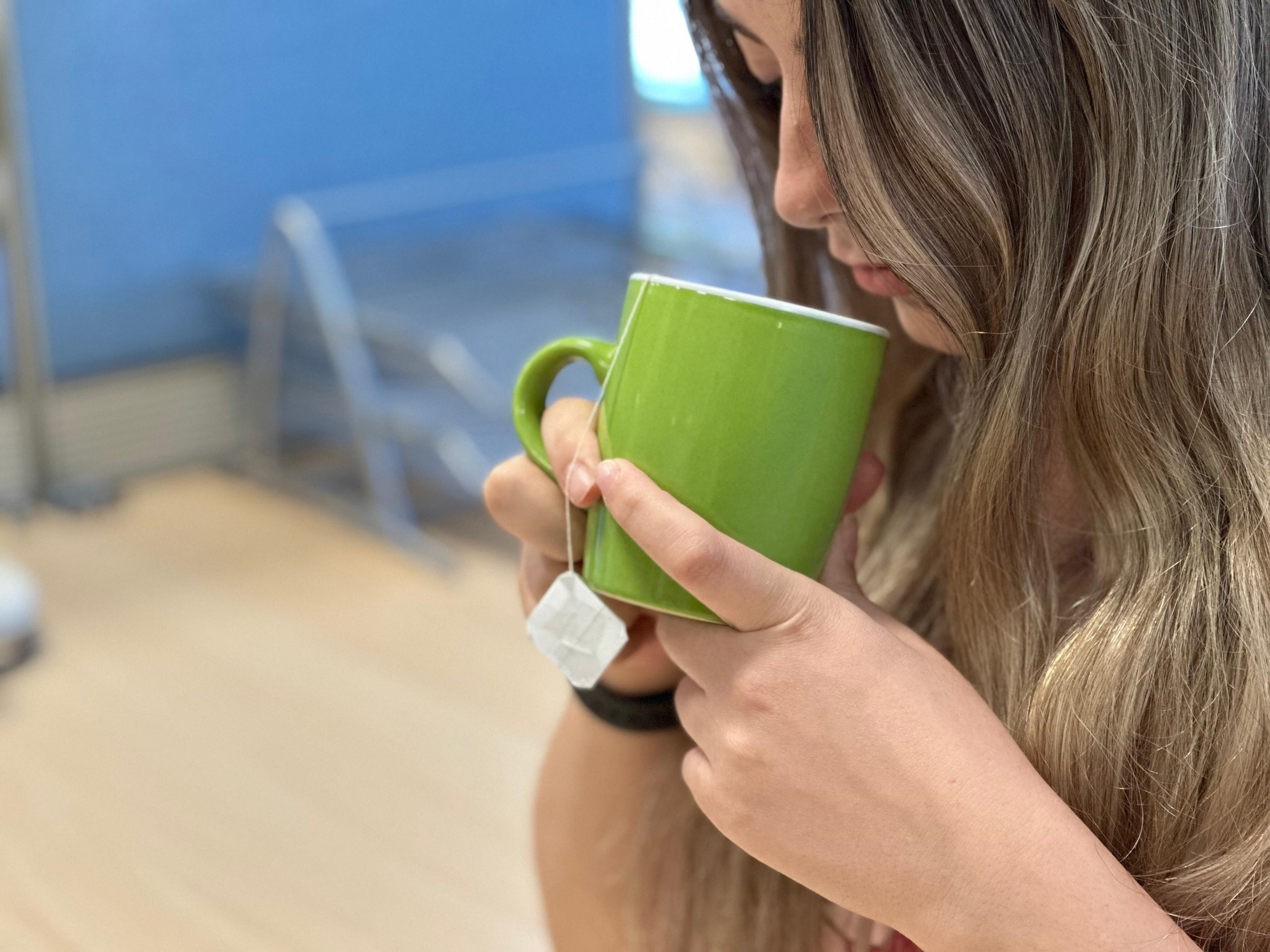 Aman dikkat edin: Hemen hemen herkes içiyor! Bilinmeyen tehlike ifşa oldu... - 3. Resim