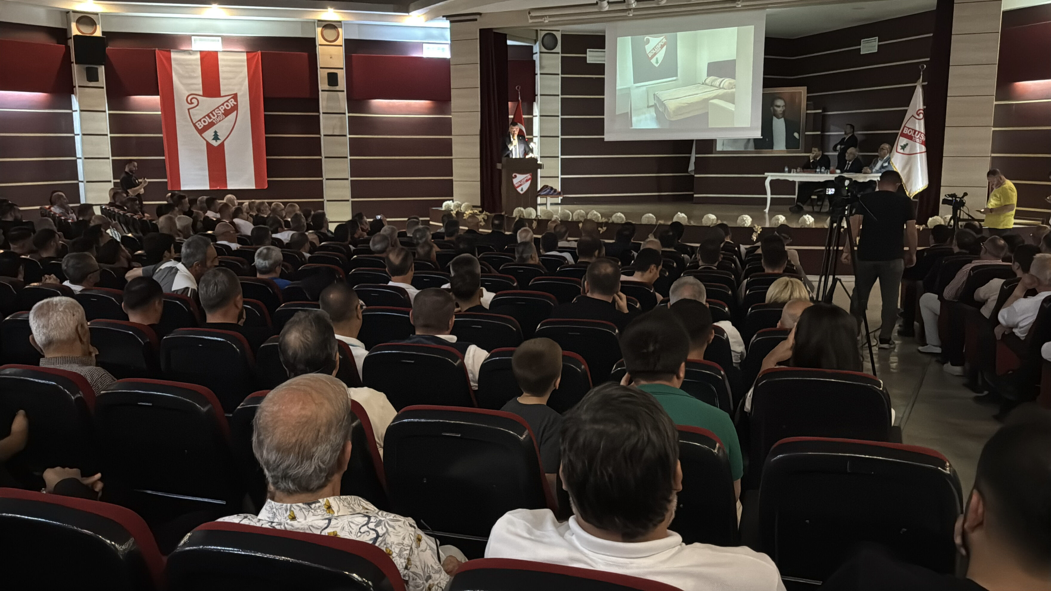 Boluspor'un yeni başkanı Mahmut Alan oldu! Boluspor'un yeni başkanı Mahmut Alan oldu! - 2. Resim