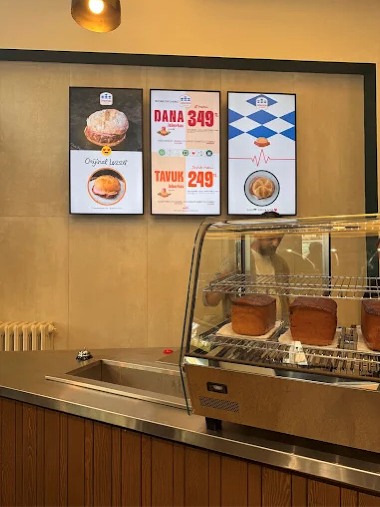 Leberkas Burger şimdi de Türk tüketicilerin damak zevkine hitap edecek Leberkas Burger şimdi de Türk tüketicilerin damak zevkine hitap edecek - 3. Resim