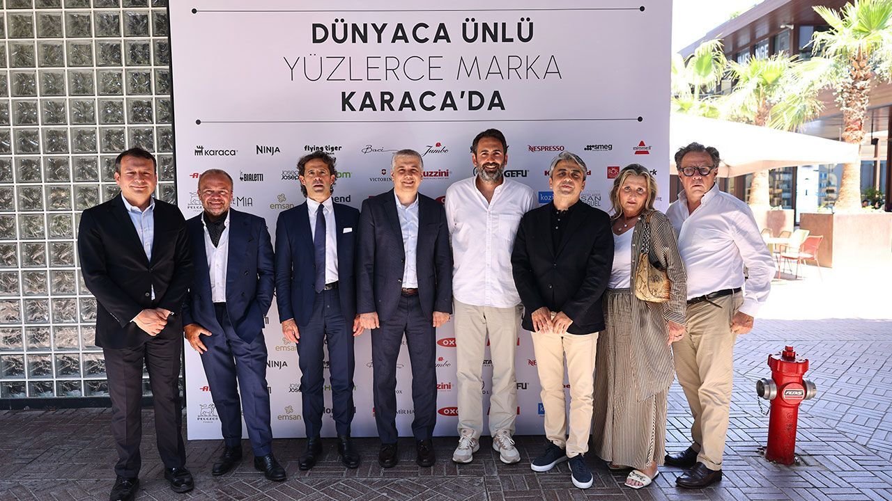 Mobil uygulamasını ‘pazar yeri’ne çevirdi! Karaca’nın online mağazasında marka sayısı 150’ye çıkacak Mobil uygulamasını ‘pazar yeri’ne çevirdi! Karaca’nın online mağazasında marka sayısı 150’ye çıkacak
