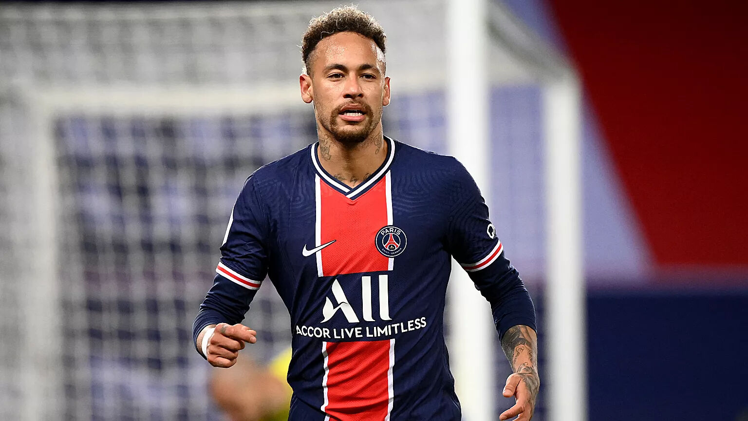 Neymar Fenerbahçe'ye gelecek mi? Neymar'a 1+1 yıllık teklif iddiası gündemi salladı! Neymar Fenerbahçe'ye gelecek mi? Neymar'a 1+1 yıllık teklif iddiası gündemi salladı! - 1. Resim