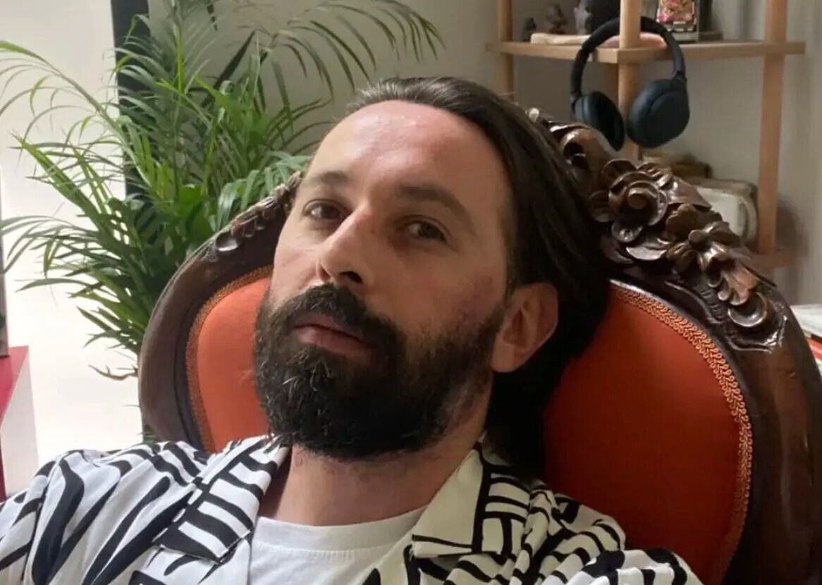 Ünlü oyuncu Yezdan Kayacan balkondan düşerek 31 yaşında hayatını kaybetti! Acı haberi Hazal Kaya duyurdu Ünlü oyuncu Yezdan Kayacan balkondan düşerek 31 yaşında hayatını kaybetti! Acı haberi Hazal Kaya duyurdu çekti - 1. Resim