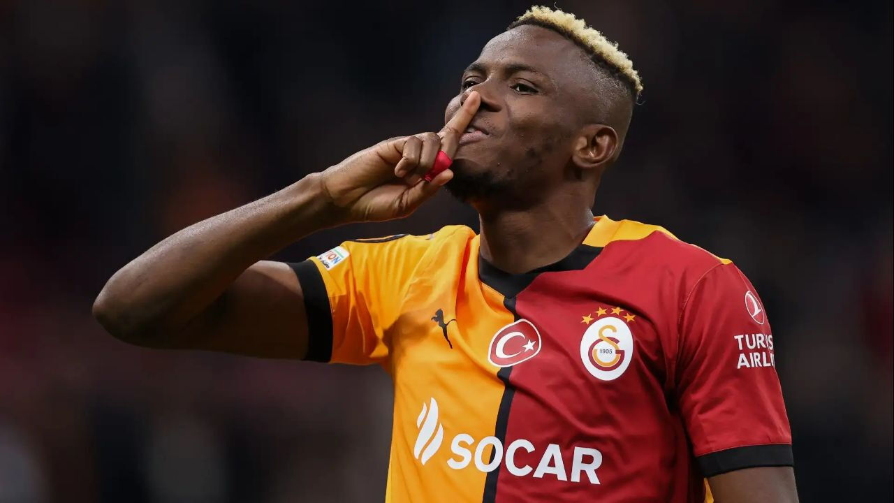 Victor Osimhen için yarışa girdiler! Galatasaray'ın rakibi Manchester United Victor Osimhen için yarışa girdiler! Galatasaray'ın rakibi Manchester United - 1. Resim