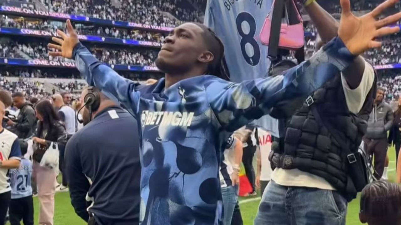 Ali Koç'tan beklenmedik hamle! İlk adımı attı, işte yıldız isme yaptığı teklif - 1. Resim