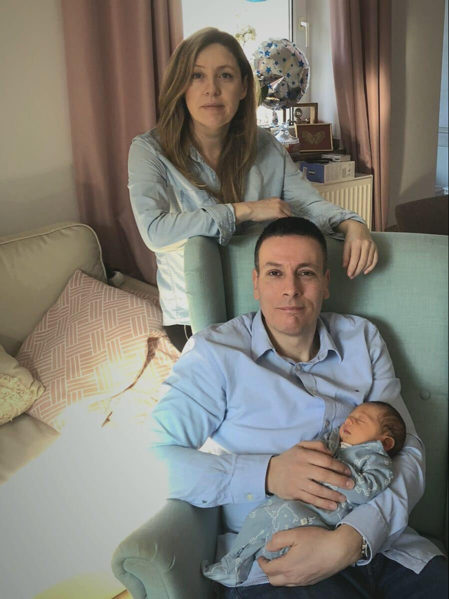 En değerli Babalar Günü hediyesi! Türk doktorlar sayesinde baba oldu En değerli Babalar Günü hediyesi! Türk doktorlar sayesinde baba oldu - 1. Resim