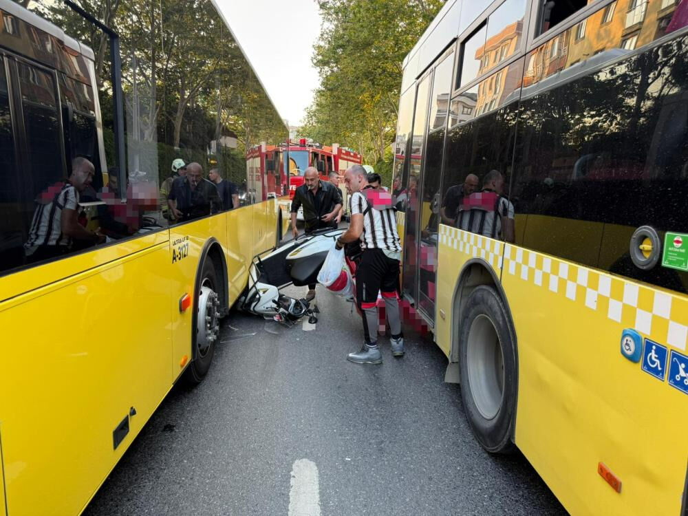 Eyüpsultan'da aynı noktada İETT otobüsü kazaları! Anbean kameraya yansıdı - 2. Resim