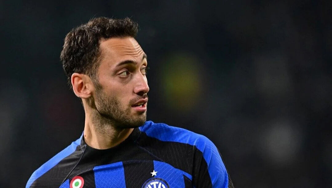Galatasaray'dan Hakan Çalhanoğlu için 15 milyon euro! Inter'in cevabı net - 1. Resim