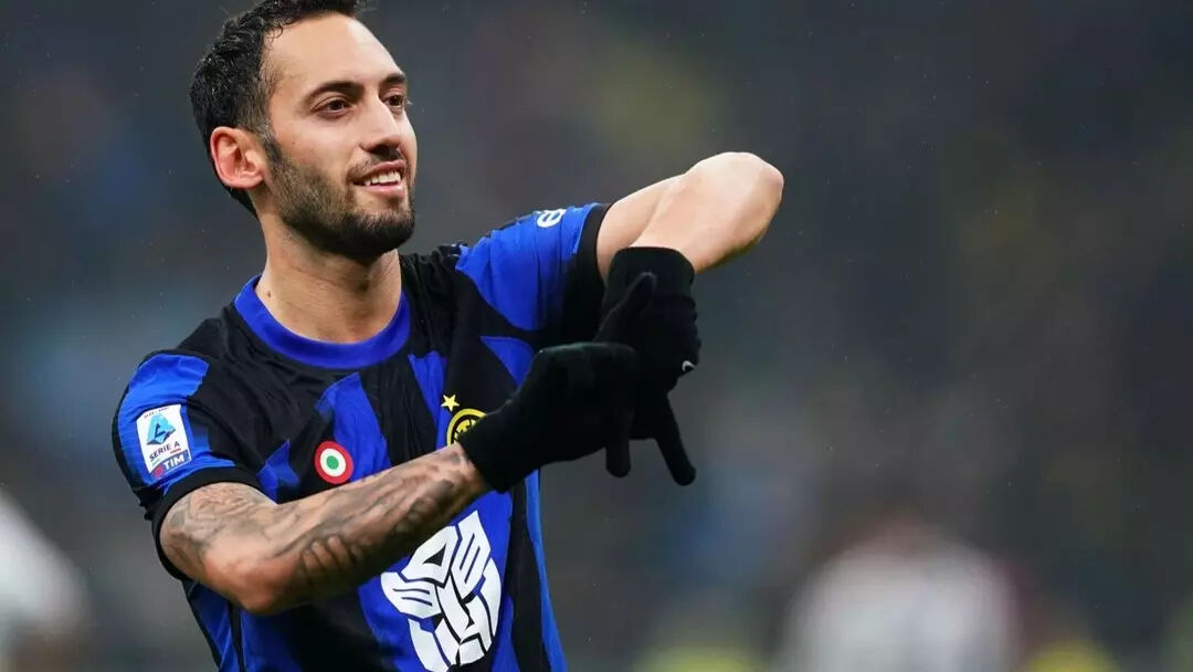 Galatasaray'dan Hakan Çalhanoğlu için 15 milyon euro! Inter'in cevabı net - 2. Resim