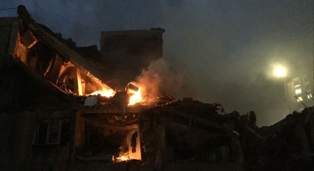 İsrail, İran'a nasıl sızdı? Ahmedinejad'ın yıllar önce yaptığı itiraf yeniden gündem oldu İsrail, İran'a nasıl sızdı? Ahmedinejad'ın yıllar önce yaptığı itiraf yeniden gündem oldu - 1. Resim