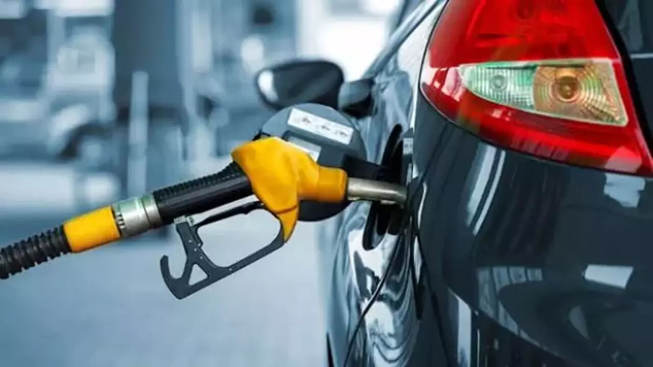 Orta Doğu gerilimi piyasaları sarstı! Petrol ve altın fırladı, akaryakıta bir çifte zam daha geliyor Orta Doğu gerilimi piyasaları sarstı! Petrol ve altın fırladı, akaryakıta bir çifte zam daha geliyor - 4. Resim