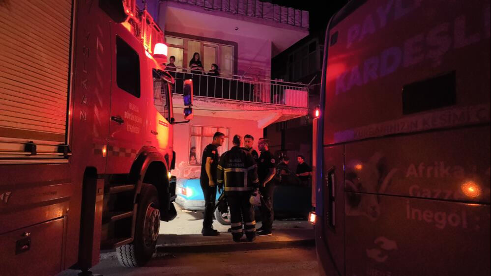 Bursa'da kan donduran olay! Cinnet getiren koca eşini öldürüp intihar etti Bursa'da kan donduran olay! Cinnet getiren koca eşini öldürüp intihar etti - 2. Resim