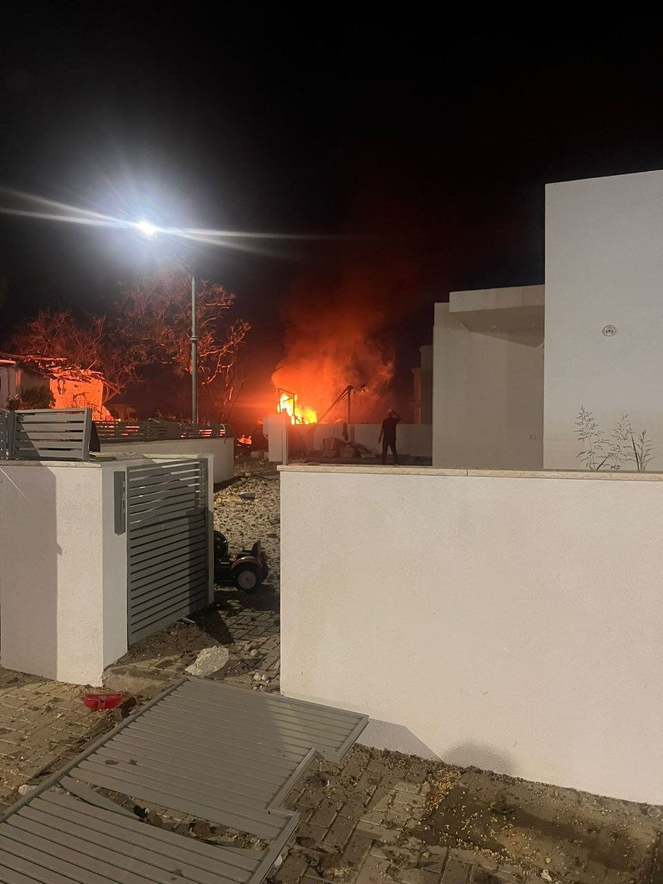 CANLI | İsrail yeni hava saldırıları başlattı, İran füzeleri ateşledi! Tahran ve Hayfa'da patlama sesleri yükseliyor - 1. Resim