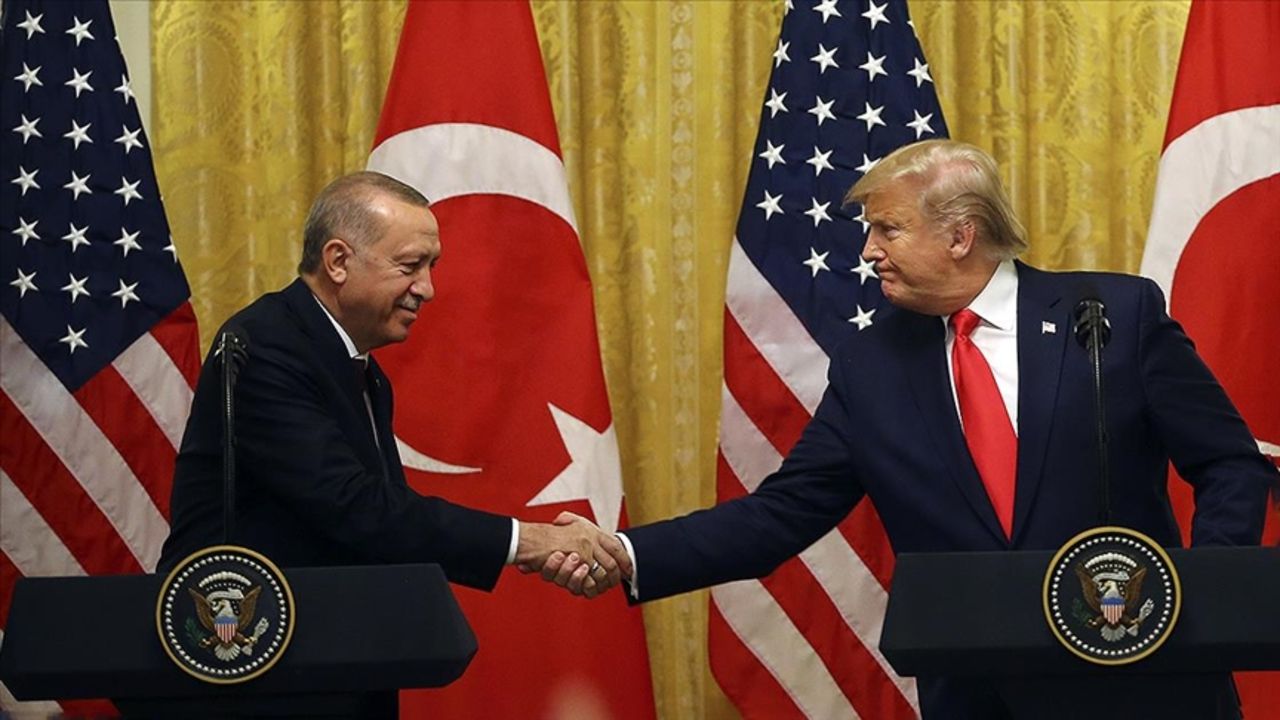 Cumhurbaşkanı Erdoğan ile Trump arasında İran-İsrail savaşı görüşmesi: Türkiye her türlü desteğe hazır - Gündem