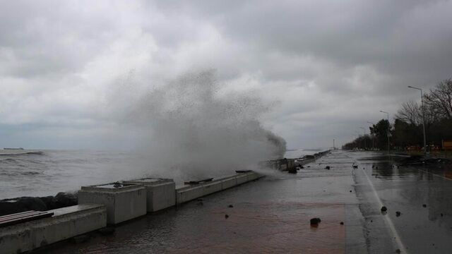 Denize girmek yasaklandı! 