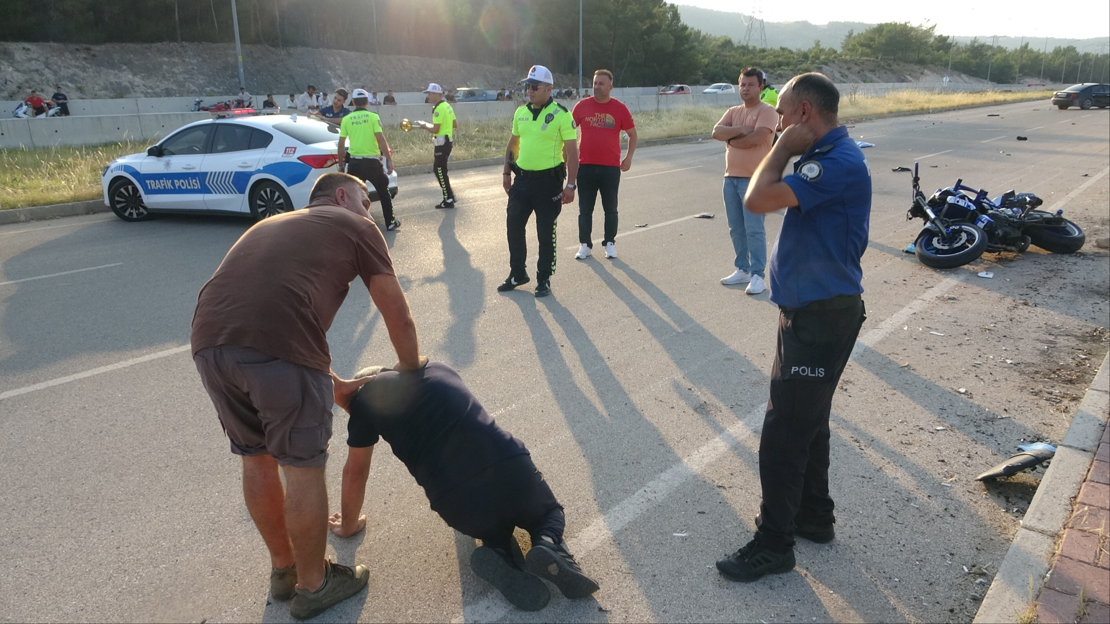 En acı Babalar Günü! Oğlunun ölüm haberini aldı, feryatları yürekleri dağladı En acı Babalar Günü! Oğlunun ölüm haberini aldı, feryatları yürekleri dağladı - 3. Resim