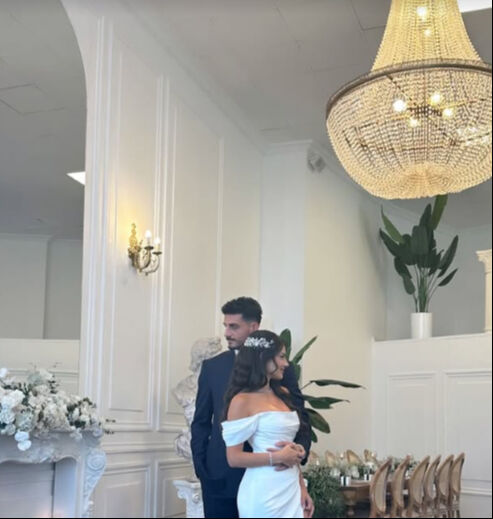 Oyuncu Hazal Çağlar ünlü futbolcuyla nişanlandı! İşte törenden kareler... Oyuncu Hazal Çağlar ünlü futbolcuyla nişanlandı! İşte törenden kareler... - 3. Resim