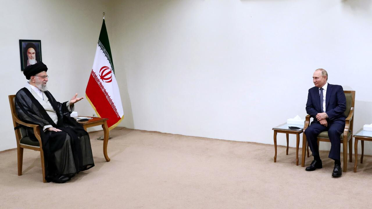 Putin, Trump görüşmesi sonrası Hamaney'i uyardı: İran rejimi yok olma tehlikesi altında - 2. Resim