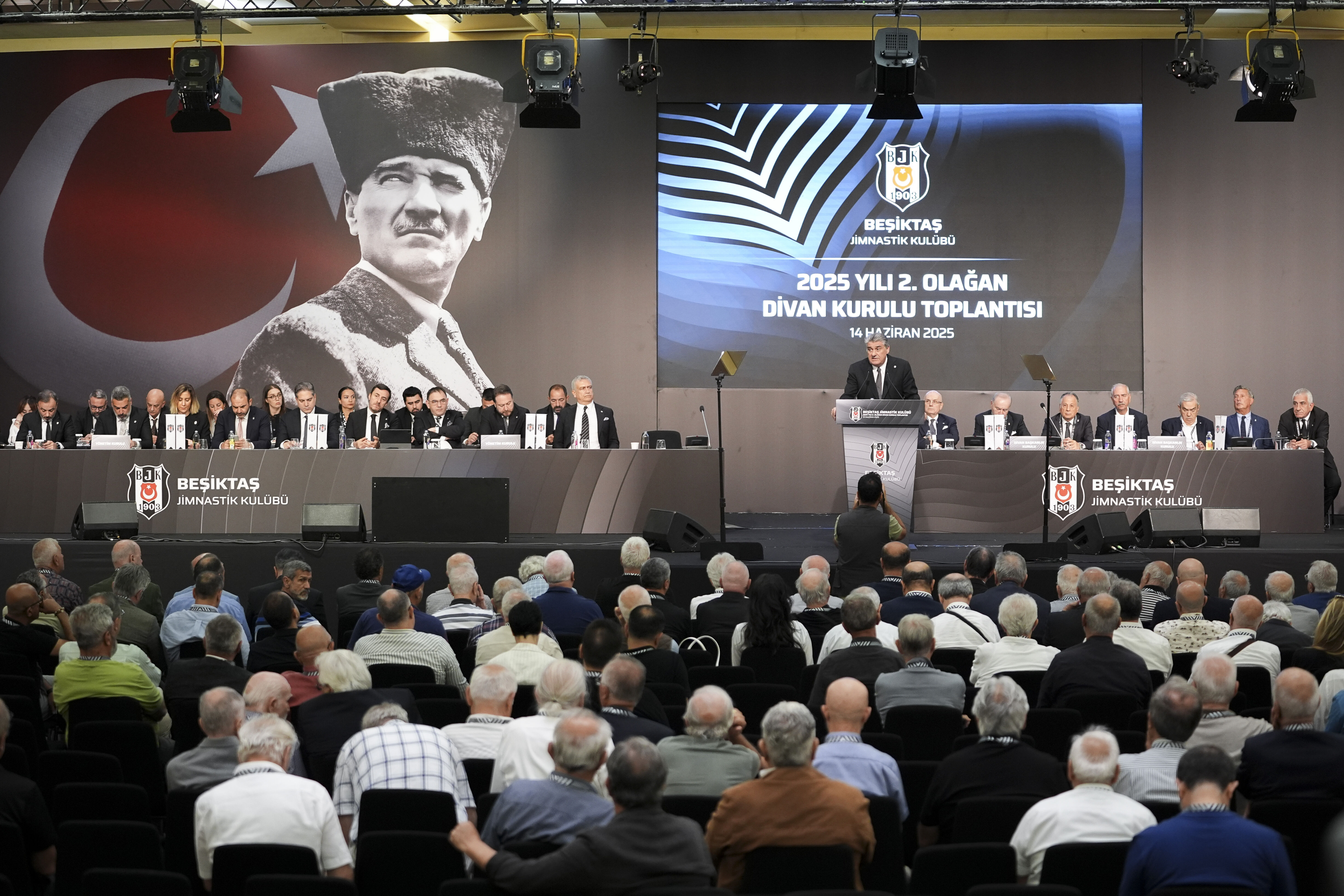 Serdal Adalı, Dikilitaş Projesi için yetki istedi: Yıllık 50 milyon faiz ödüyoruz Serdal Adalı, Dikilitaş Projesi için yetki istedi: Yıllık 50 milyon faiz ödüyoruz - 3. Resim